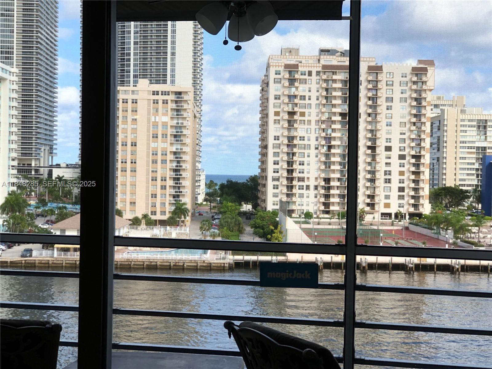 LAKE POINT TOWER CONDOMIN - Residential
