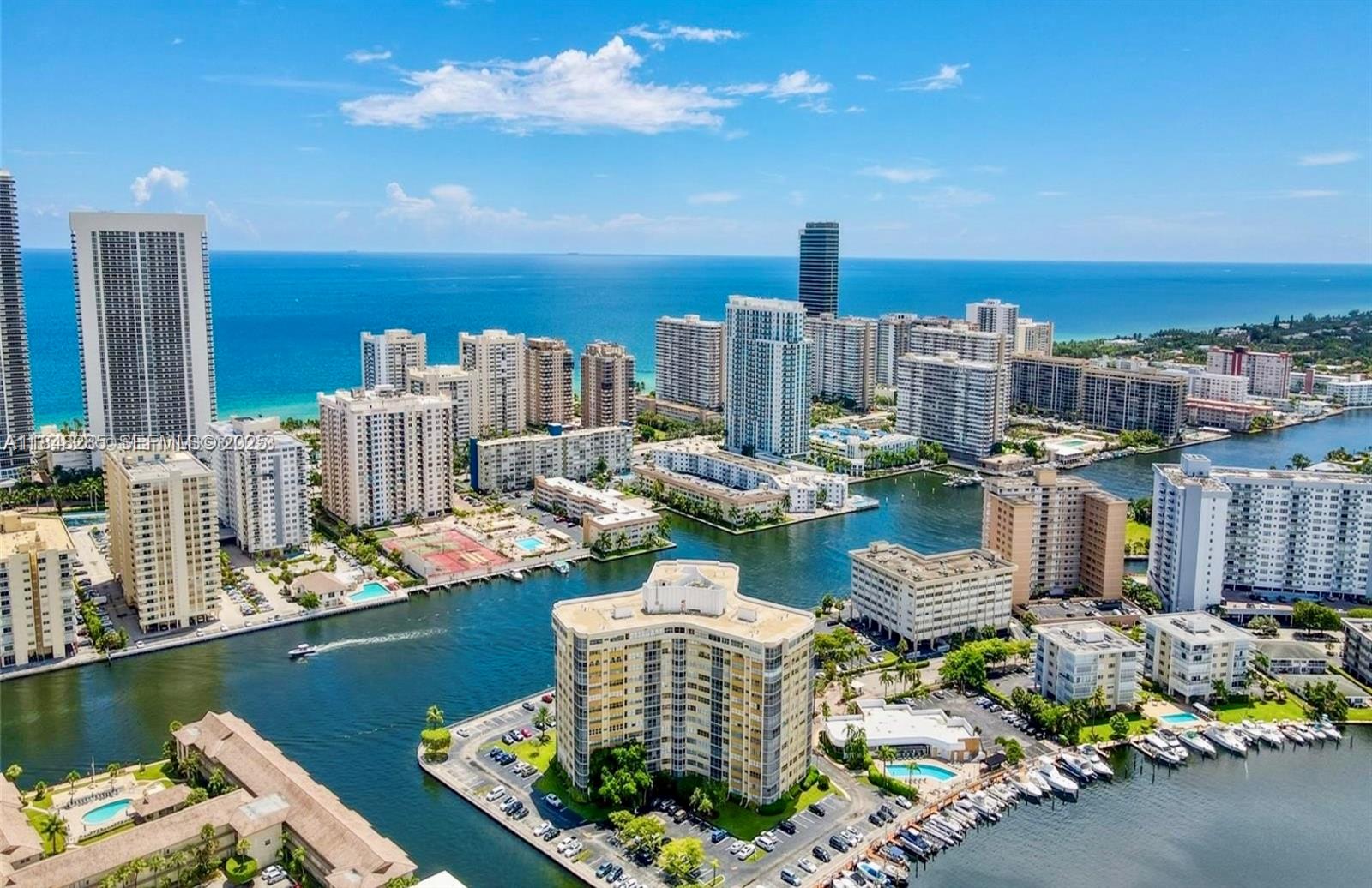 LAKE POINT TOWER CONDOMIN - Residential