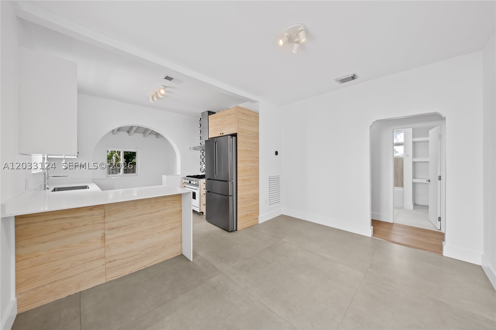 BAY VISTA PARK AMD PL - Residential Lease