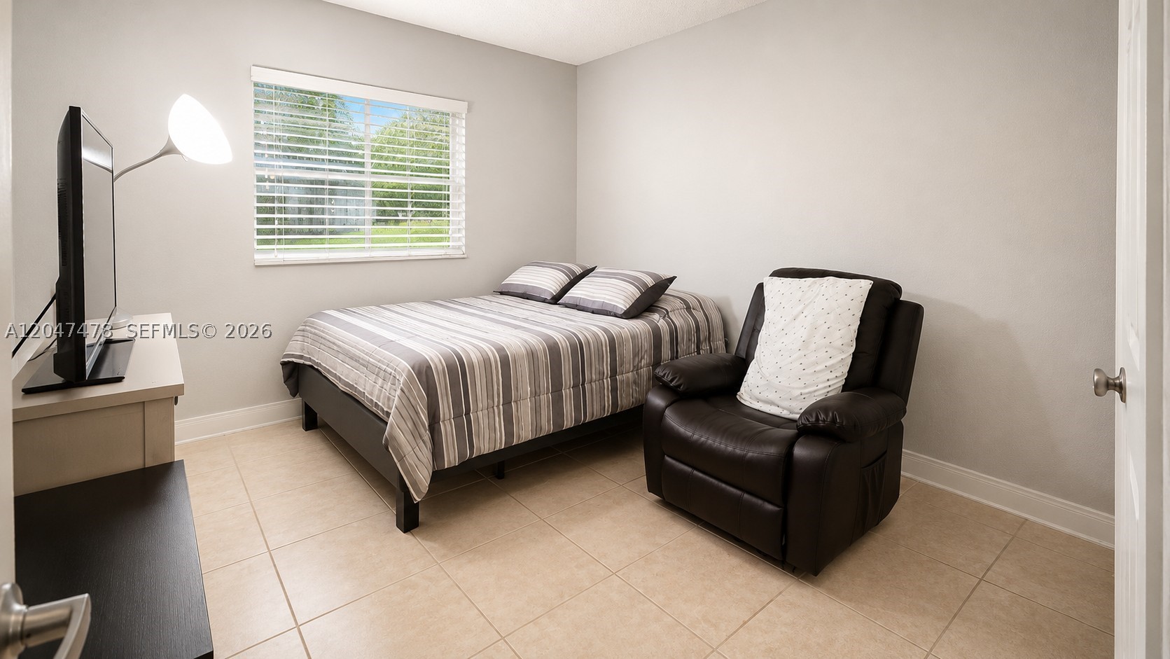 PLANTATION CLUB D CONDO - Residential