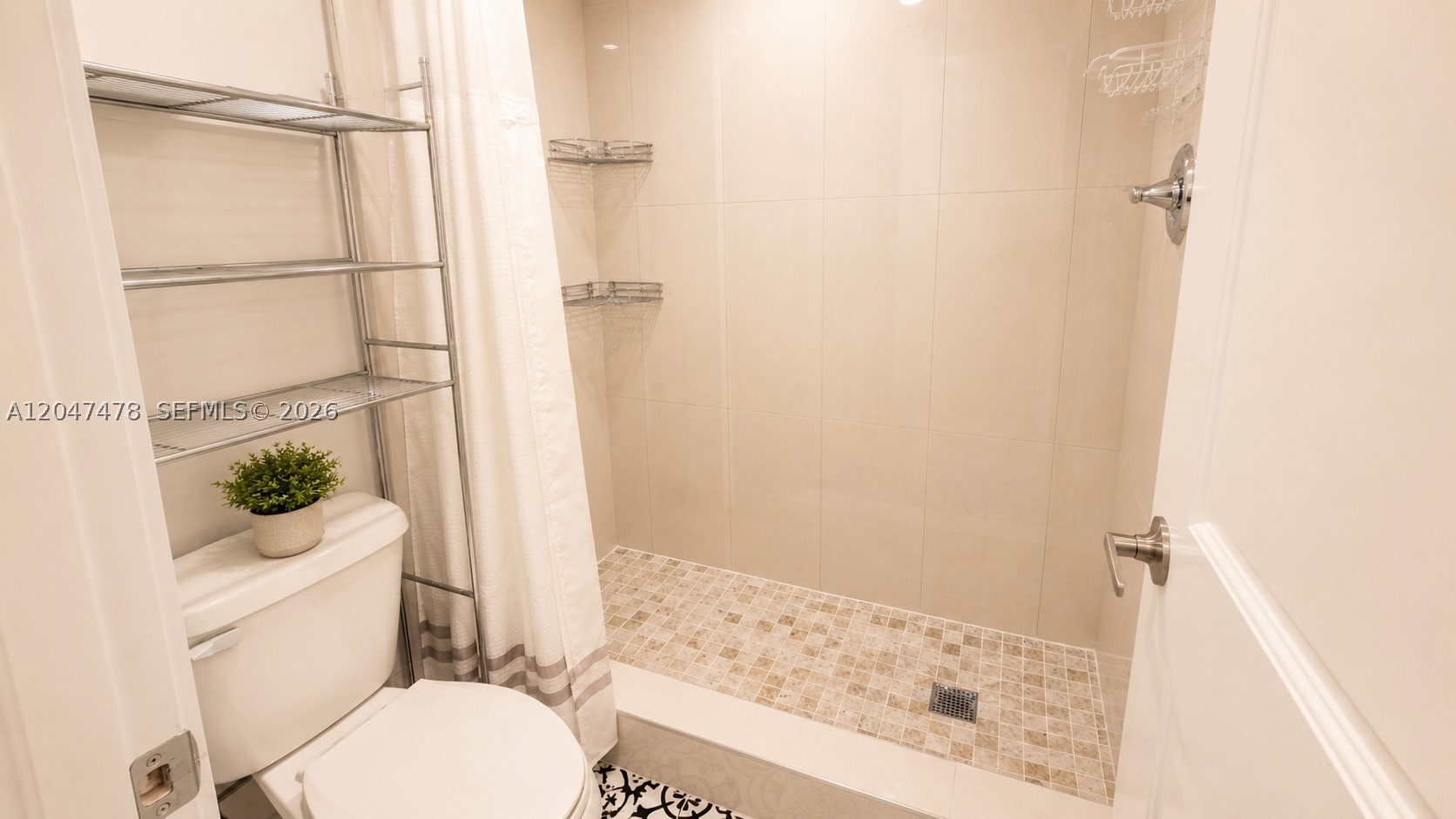 PLANTATION CLUB D CONDO - Residential