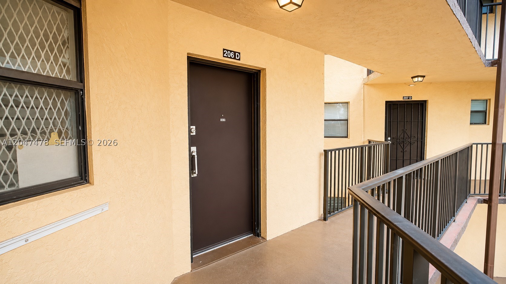 PLANTATION CLUB D CONDO - Residential