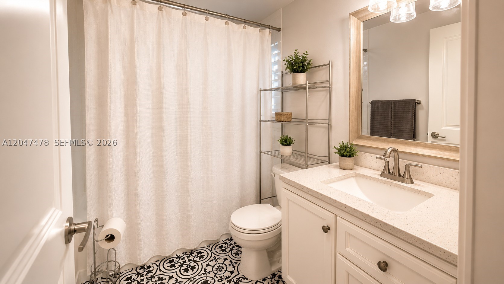 PLANTATION CLUB D CONDO - Residential