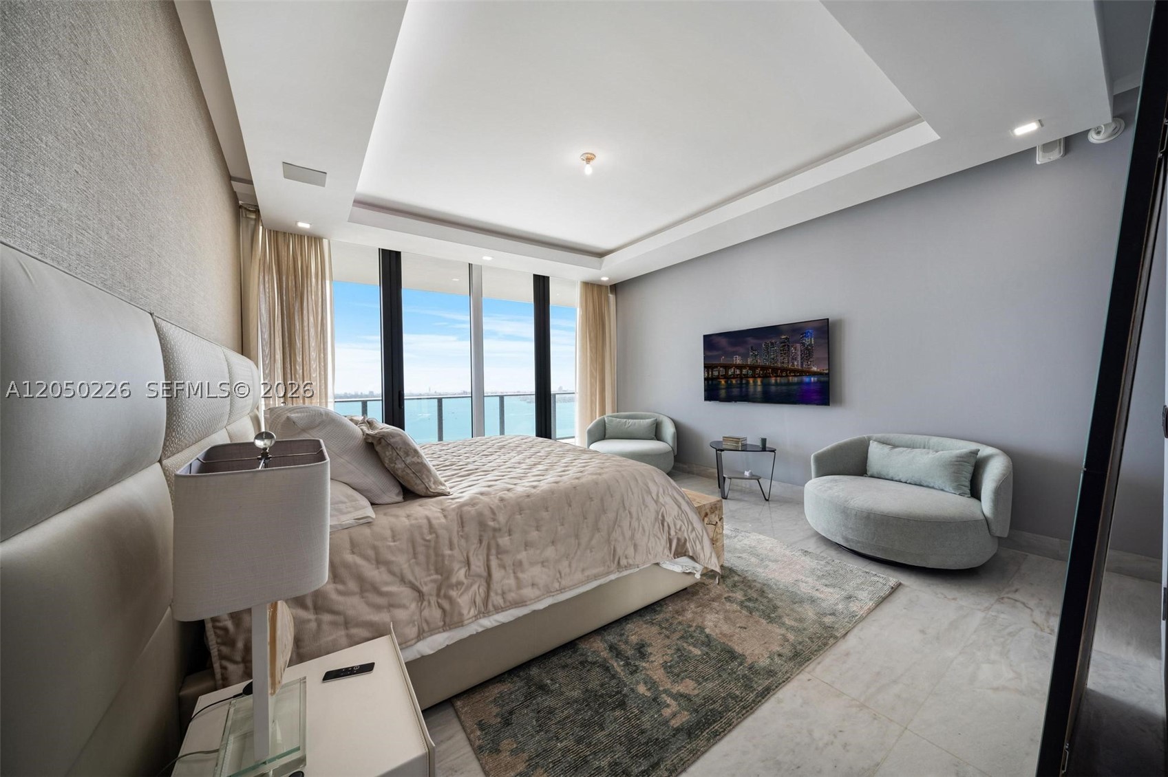 ONE PARAISO CONDO - Residential