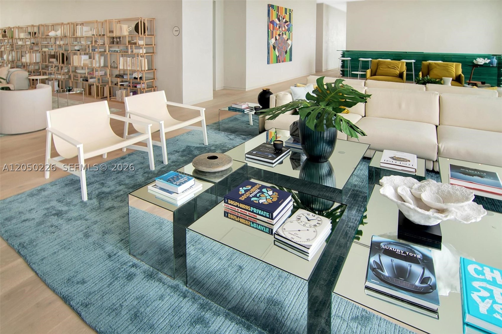 ONE PARAISO CONDO - Residential
