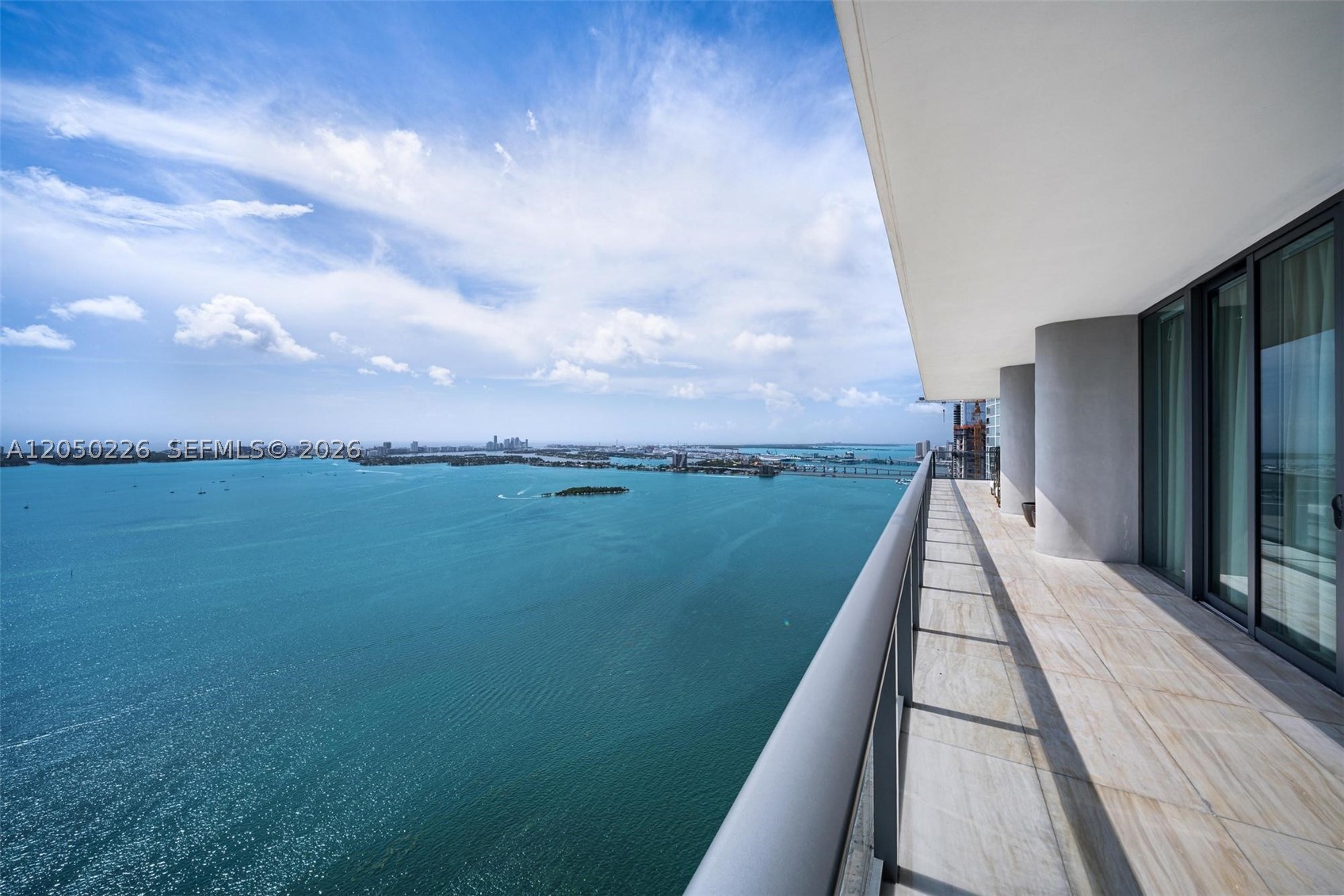 ONE PARAISO CONDO - Residential