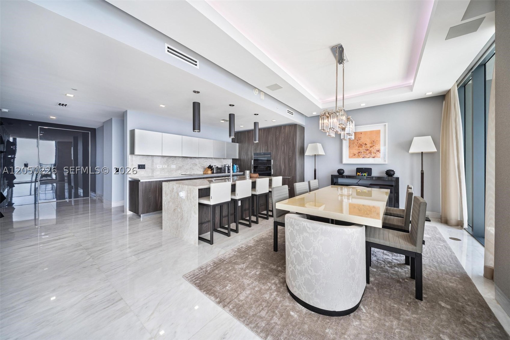 ONE PARAISO CONDO - Residential