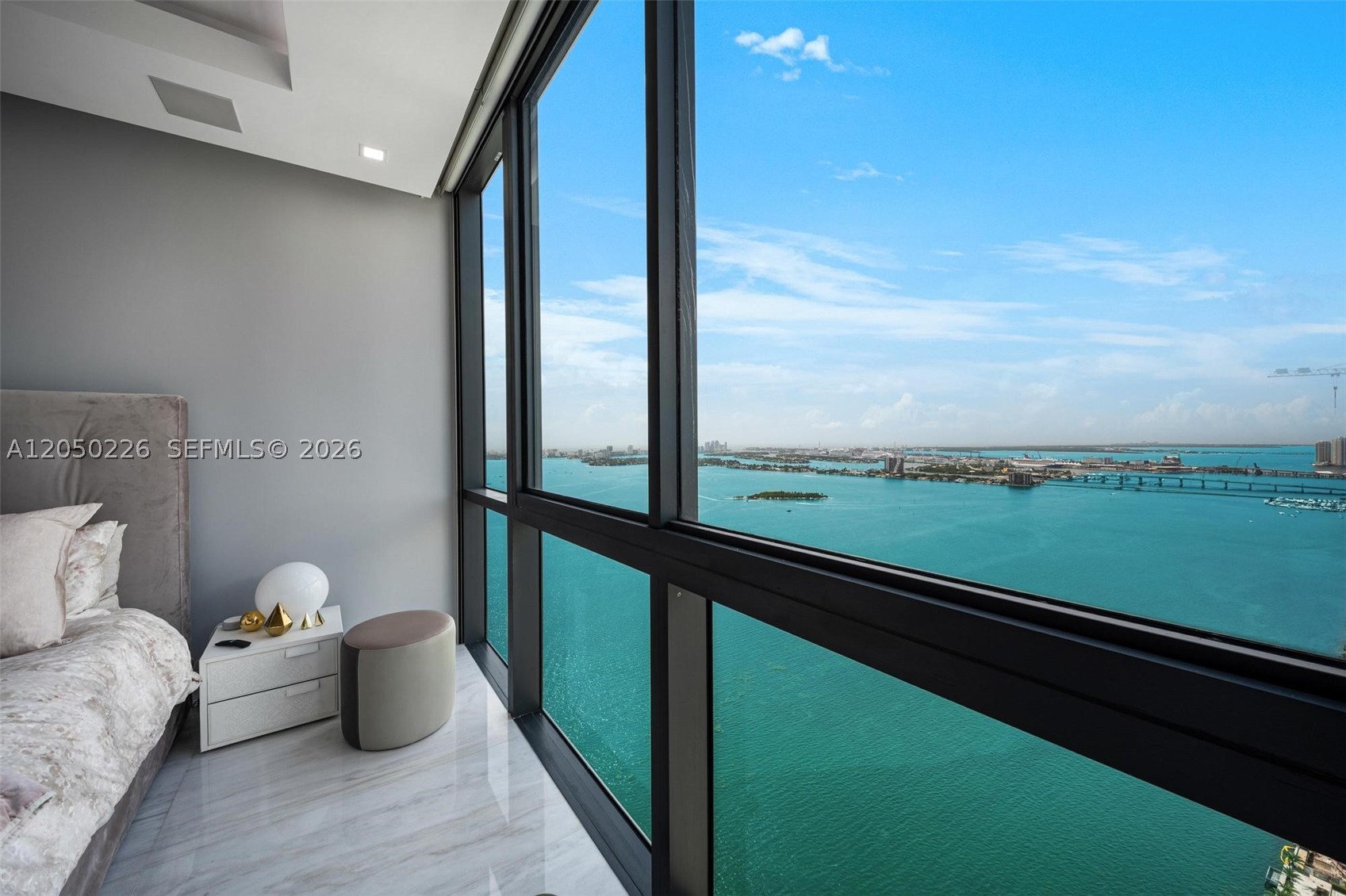 ONE PARAISO CONDO - Residential