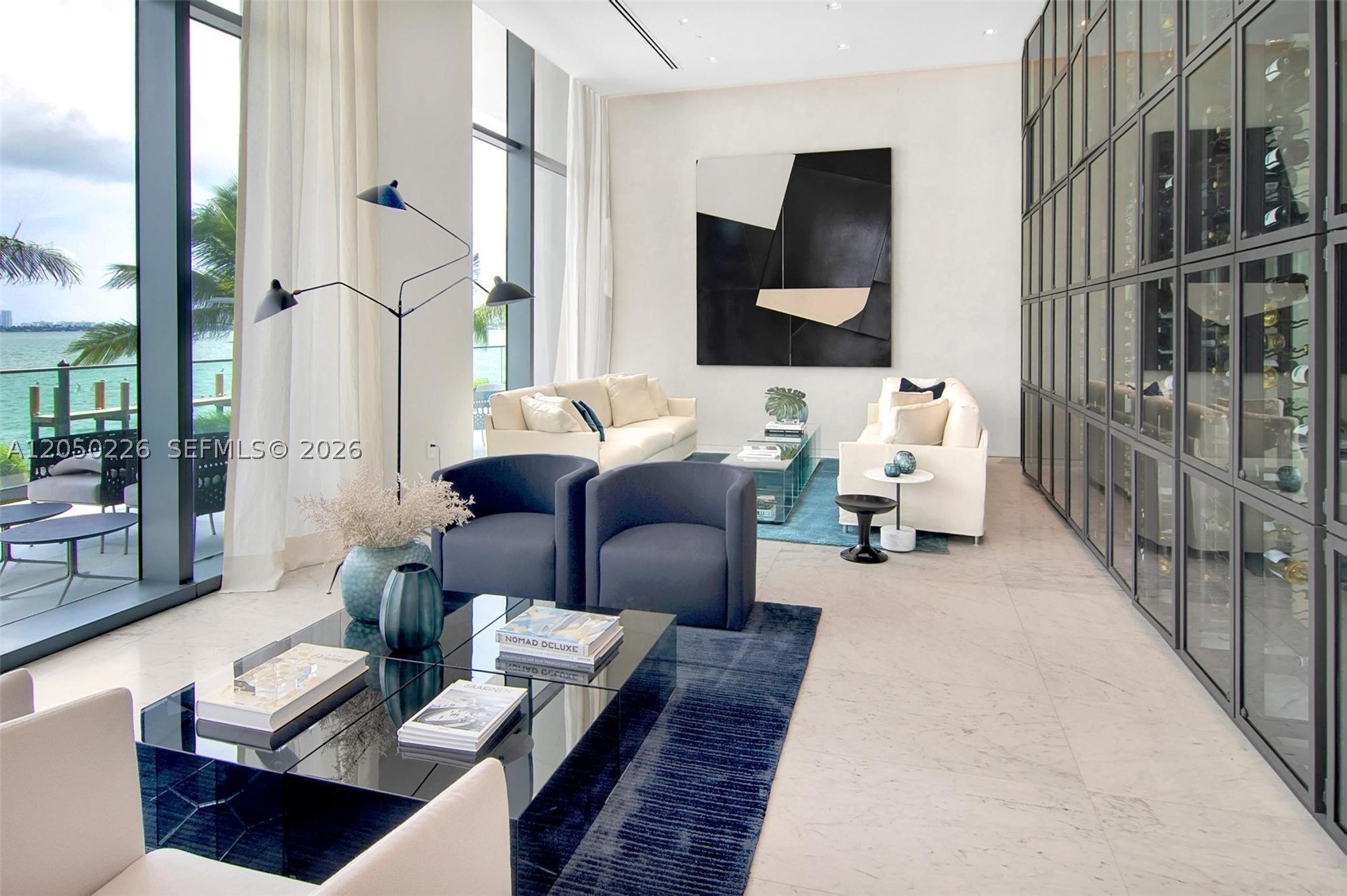 ONE PARAISO CONDO - Residential