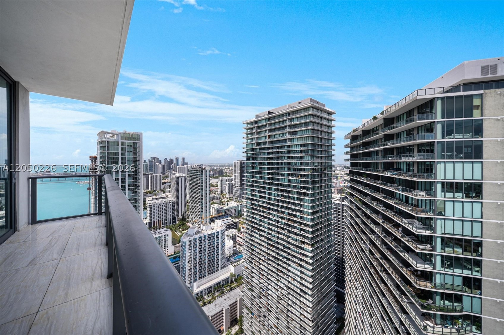 ONE PARAISO CONDO - Residential
