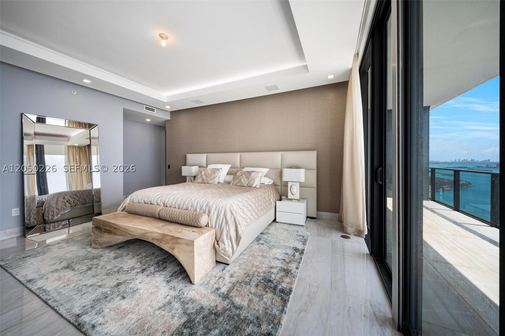 ONE PARAISO CONDO - Residential