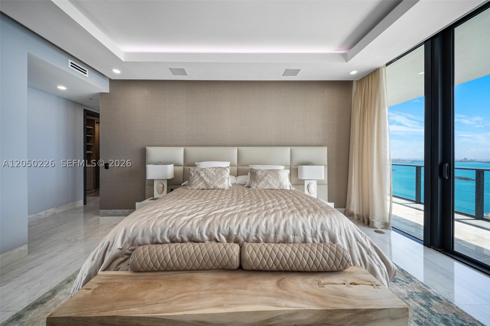 ONE PARAISO CONDO - Residential