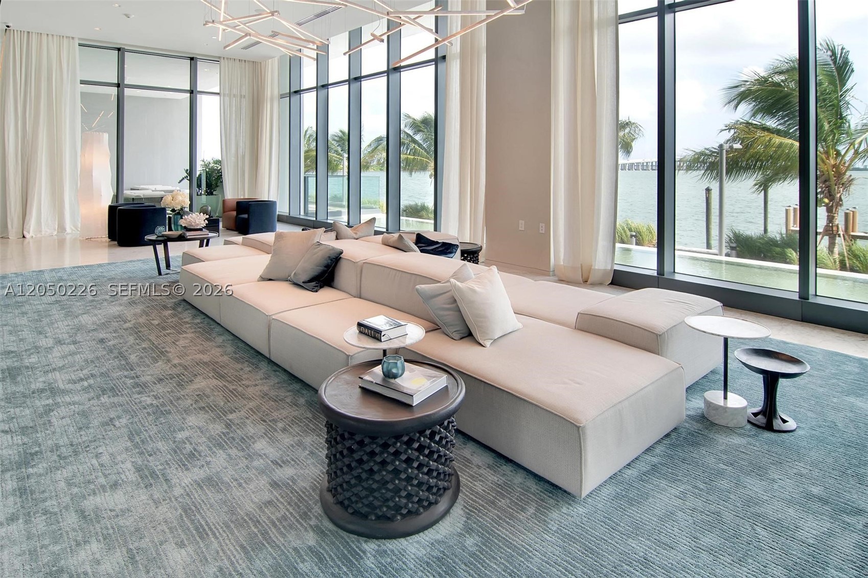 ONE PARAISO CONDO - Residential