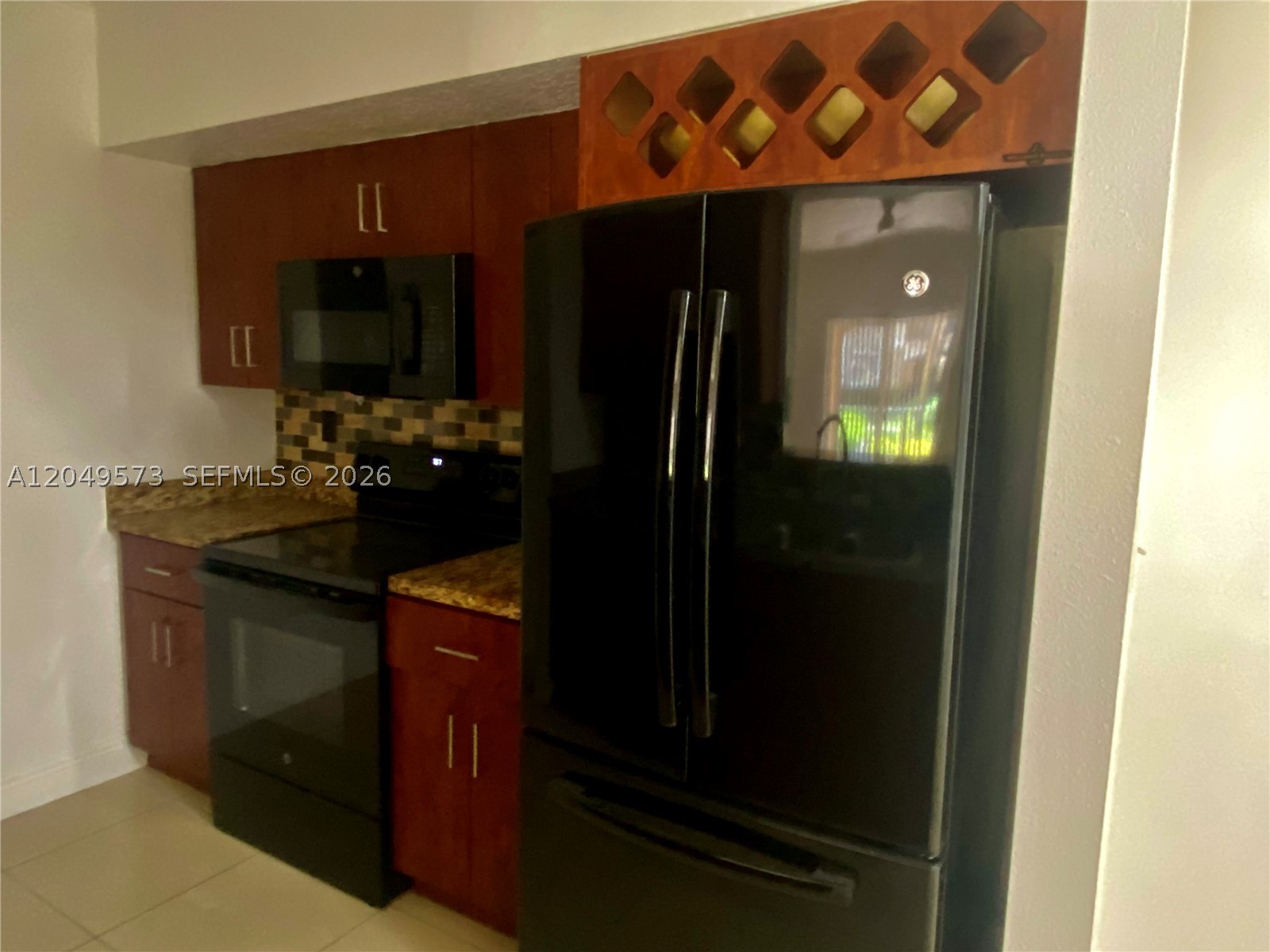MARQUESA CONDO - Residential Lease