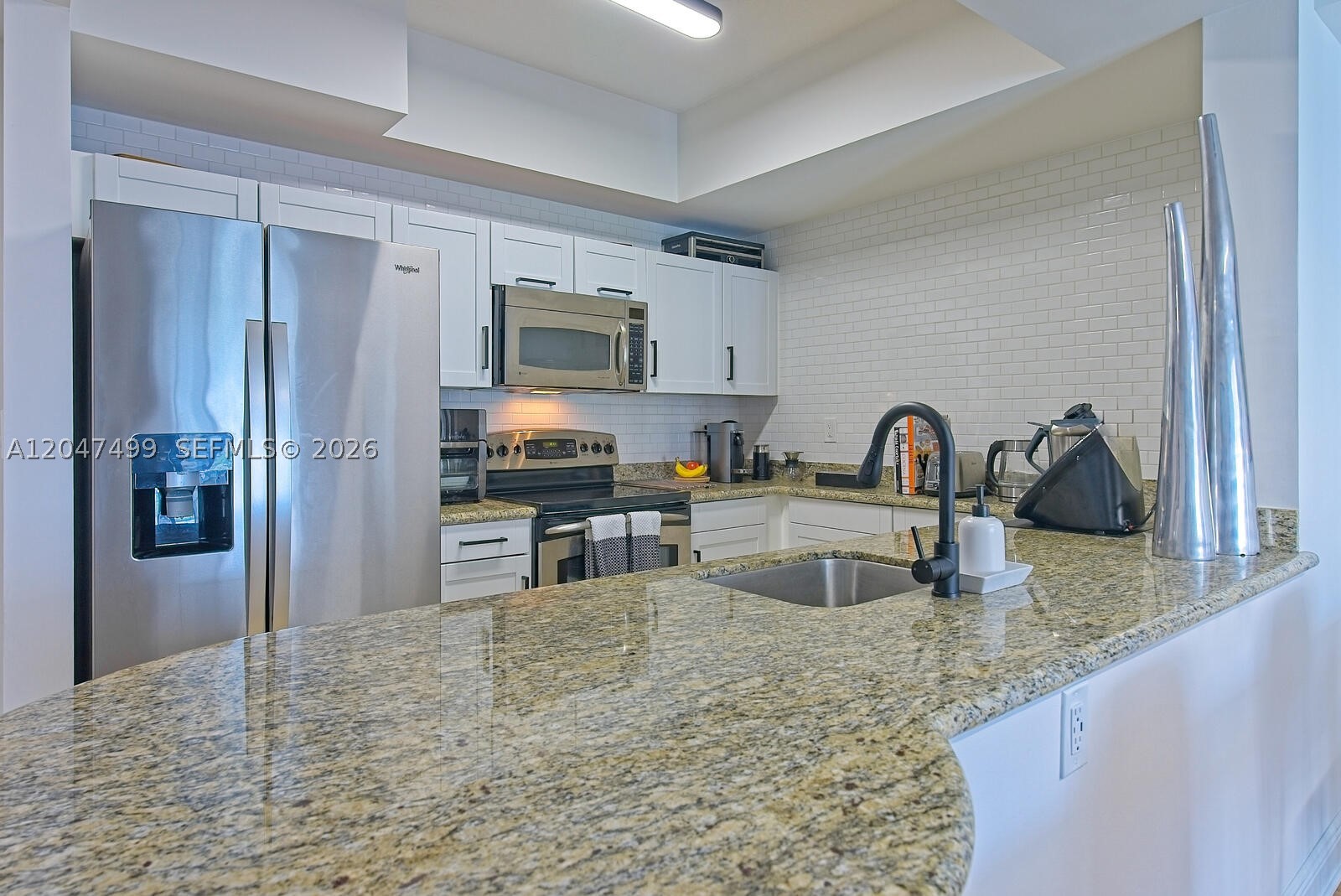 DOWNTOWN DADELAND CONDO N - Residential
