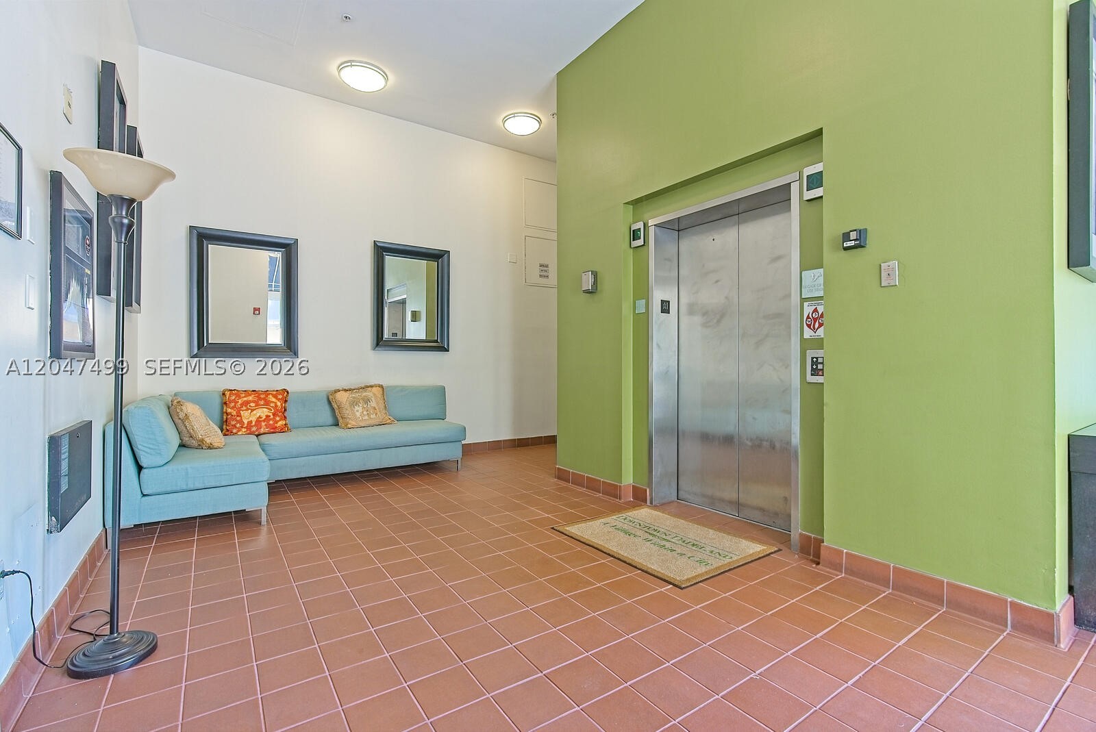 DOWNTOWN DADELAND CONDO N - Residential