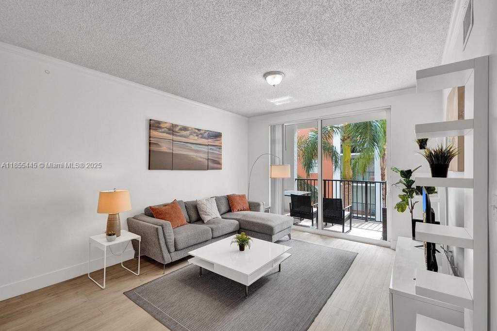 PORTO BELLAGIO CONDO - Residential