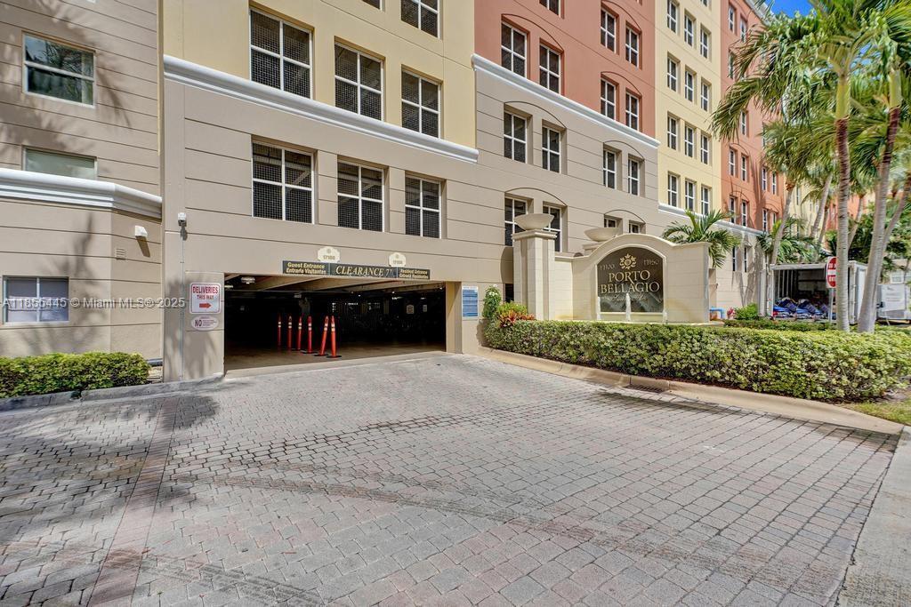 PORTO BELLAGIO CONDO - Residential