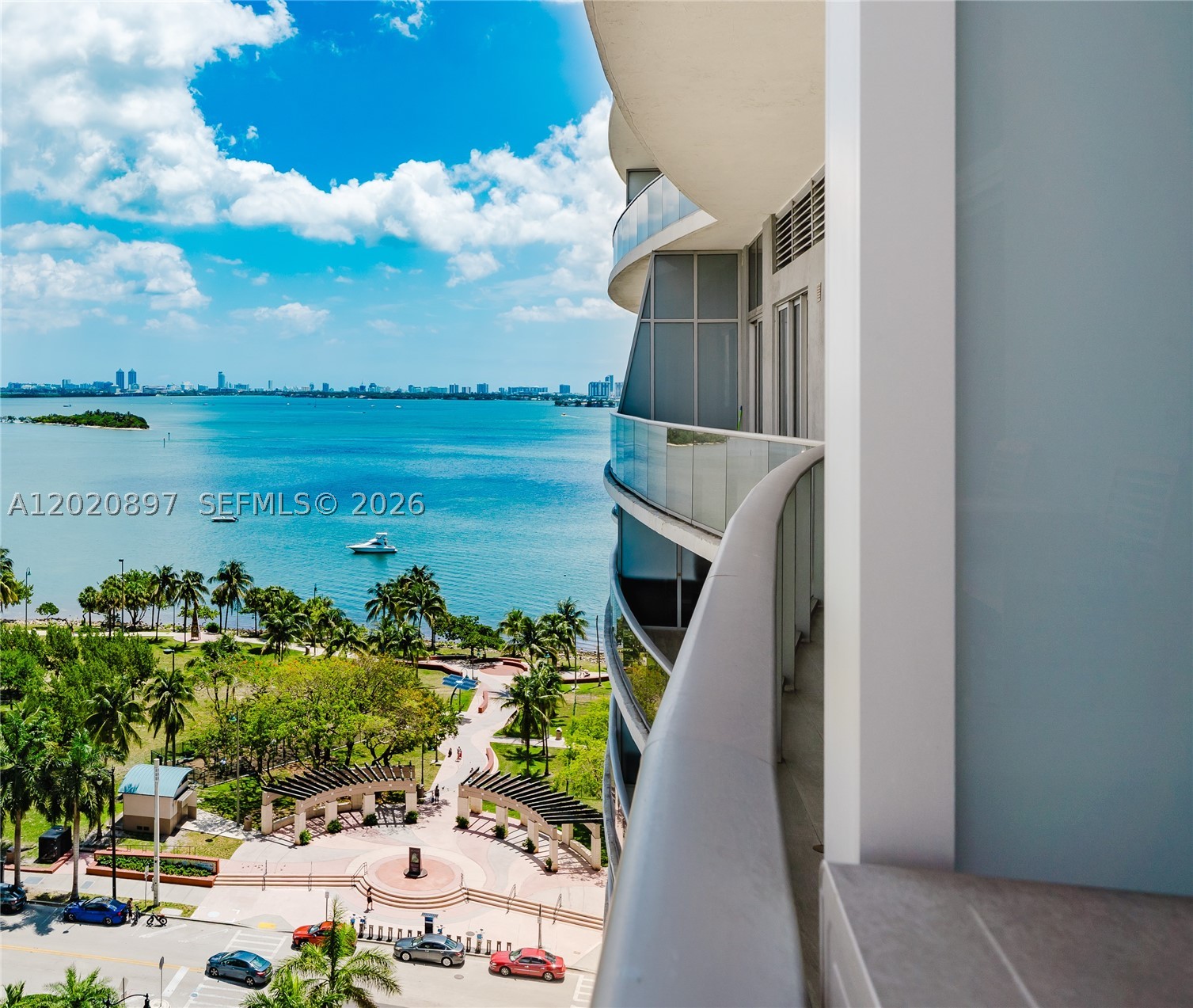 ARIA ON THE BAY CONDO - Residential