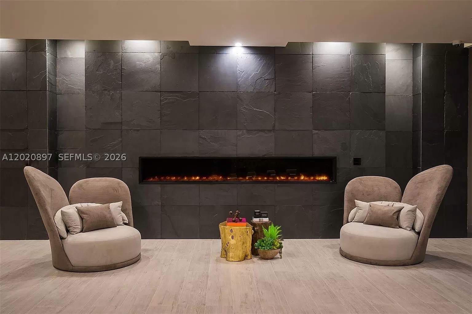 ARIA ON THE BAY CONDO - Residential