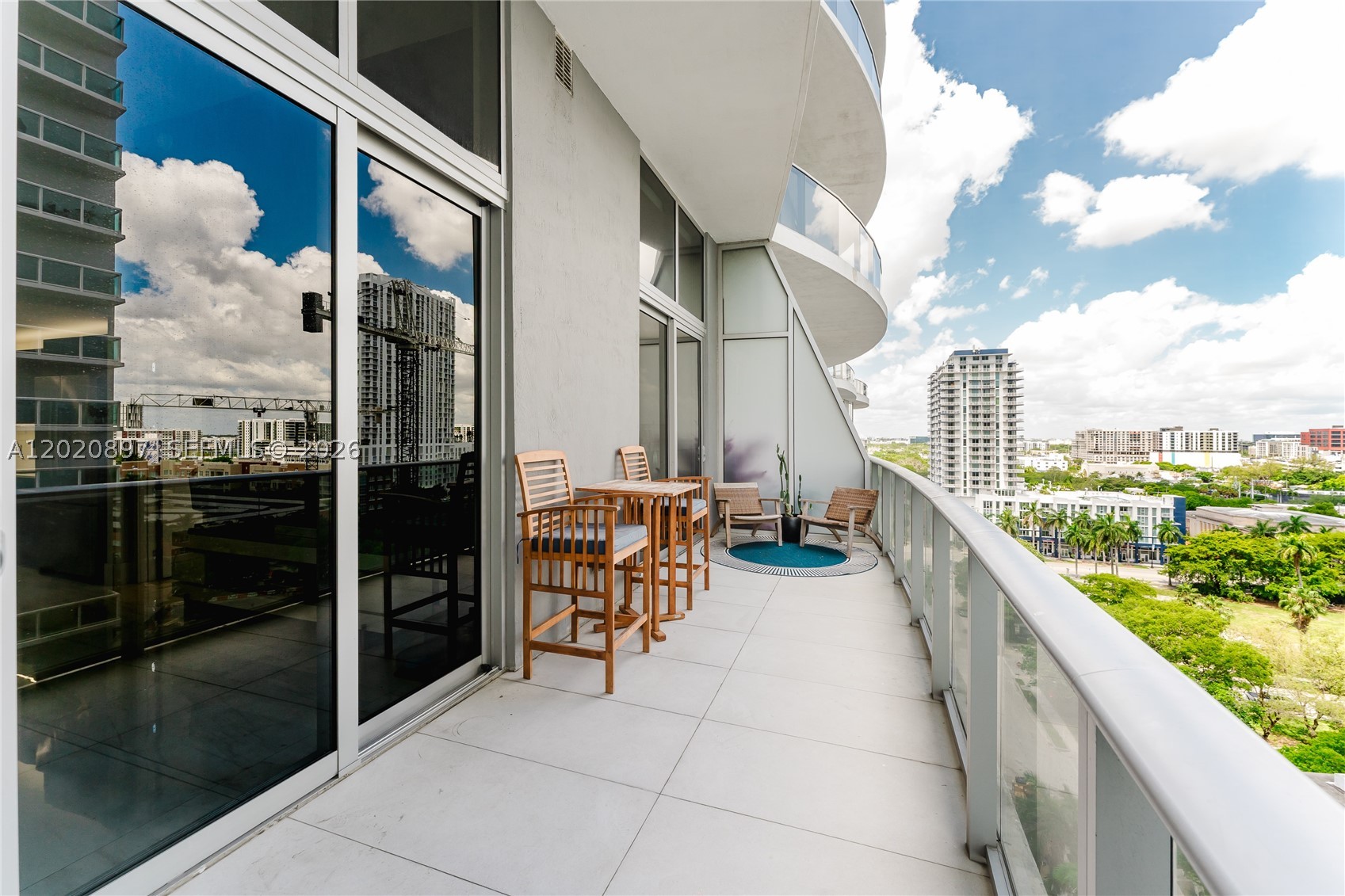 ARIA ON THE BAY CONDO - Residential