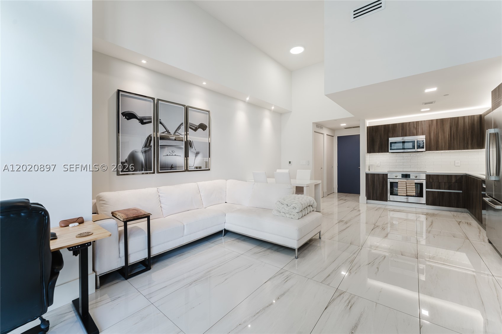 ARIA ON THE BAY CONDO - Residential