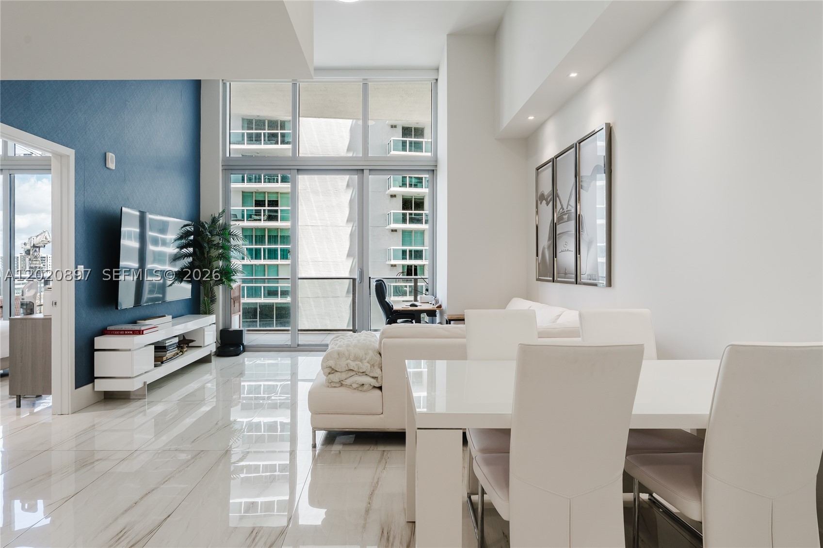 ARIA ON THE BAY CONDO - Residential