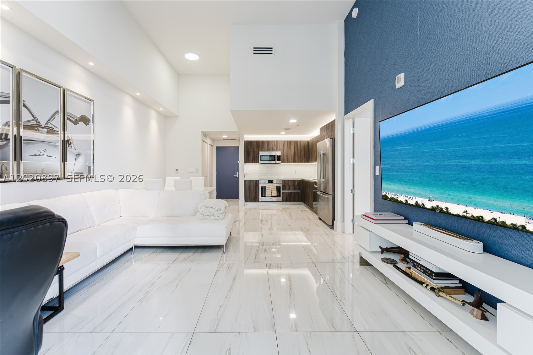 ARIA ON THE BAY CONDO - Residential