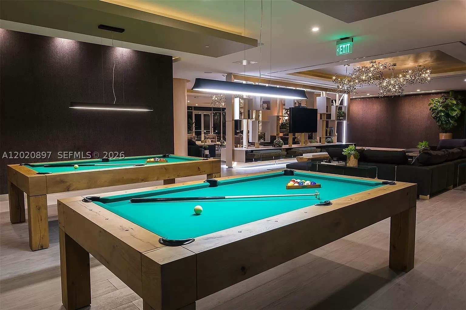 ARIA ON THE BAY CONDO - Residential