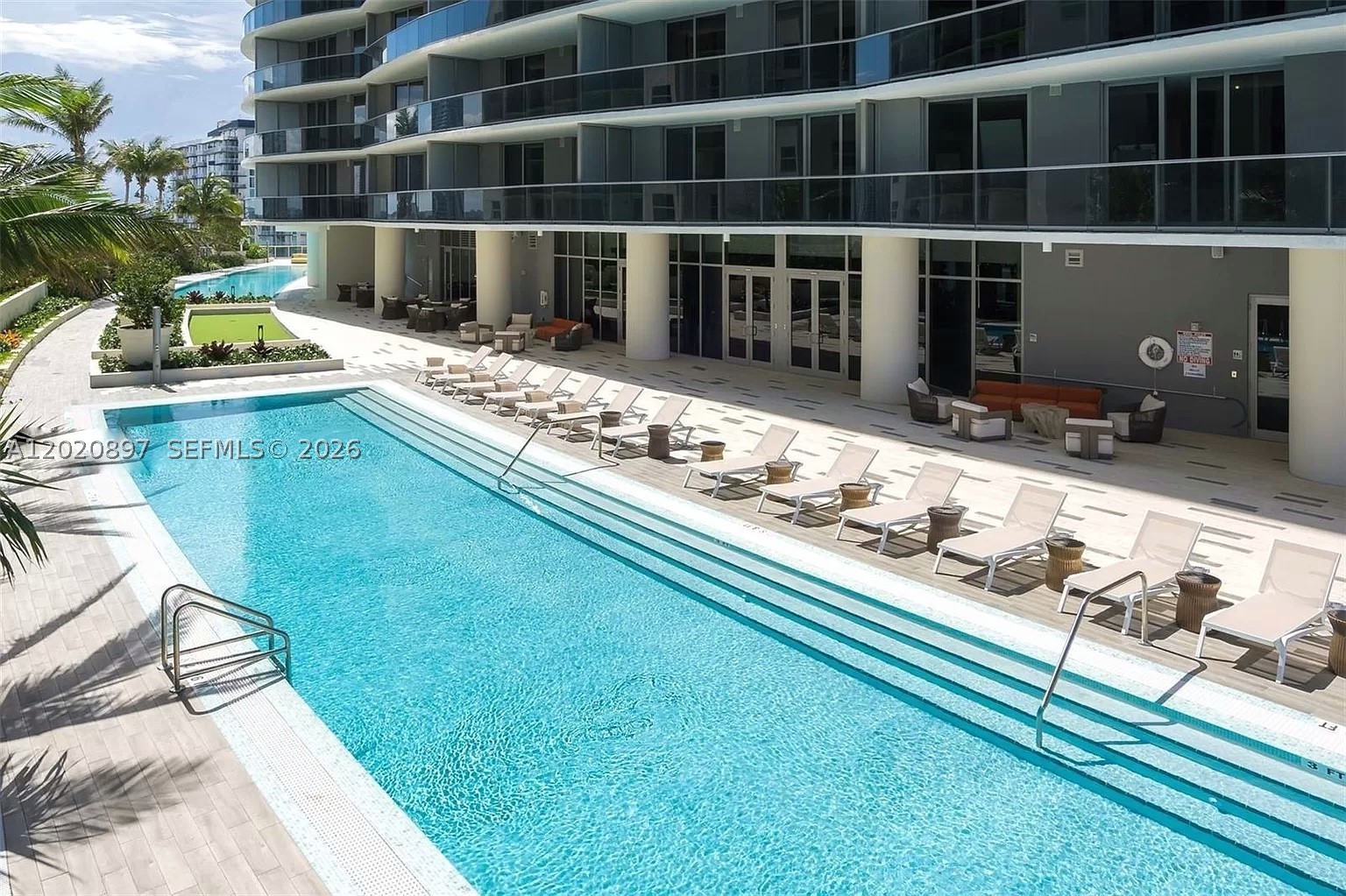 ARIA ON THE BAY CONDO - Residential