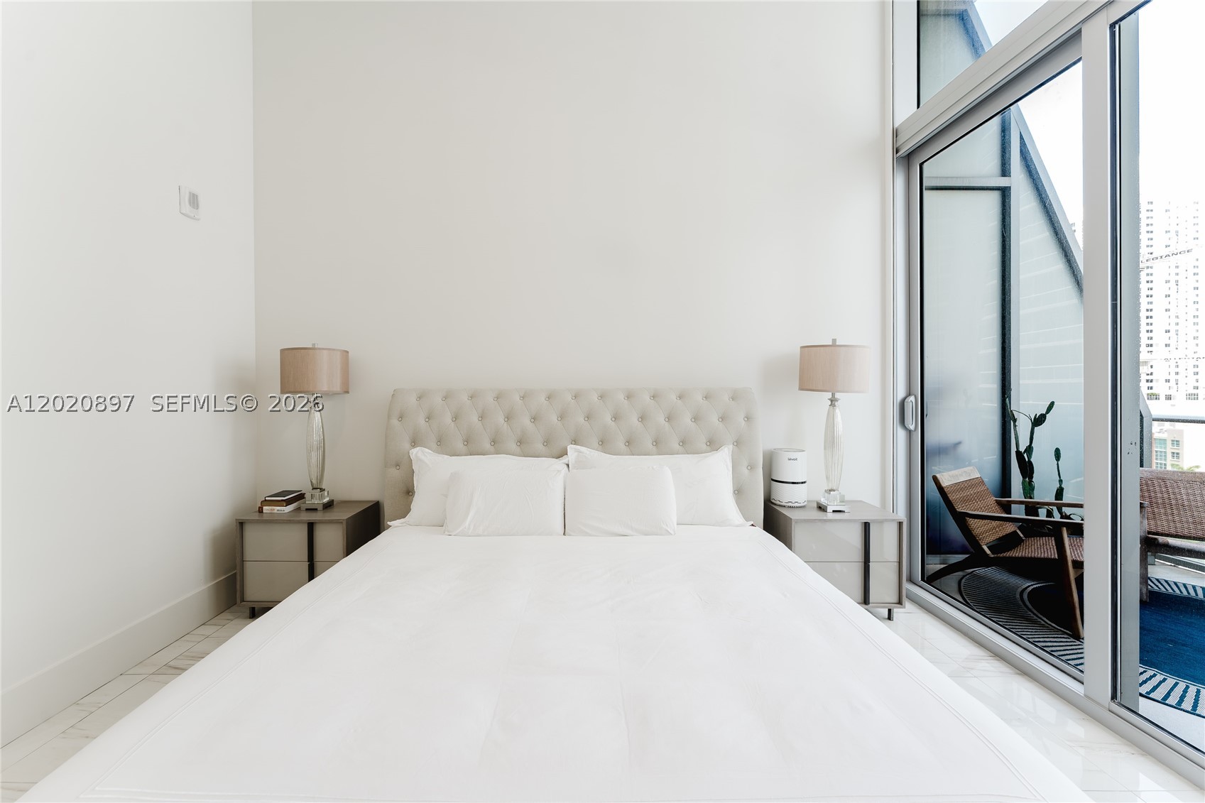 ARIA ON THE BAY CONDO - Residential