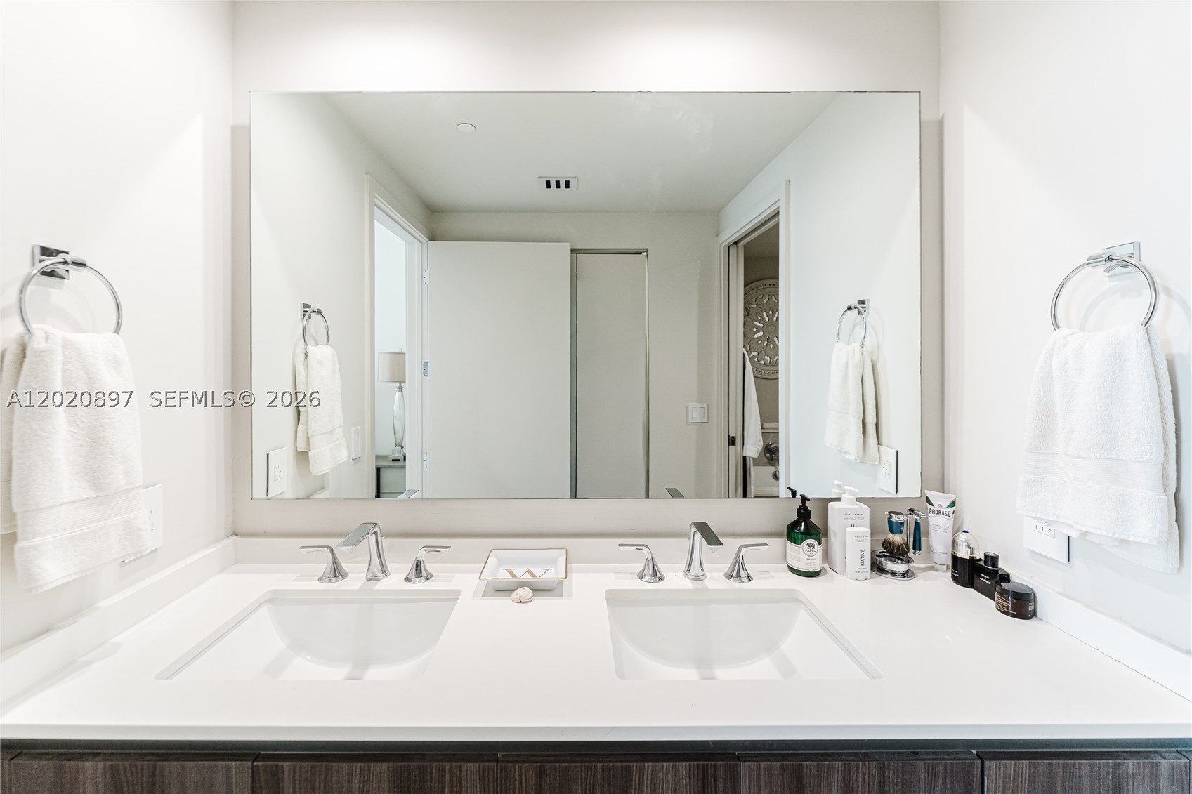 ARIA ON THE BAY CONDO - Residential
