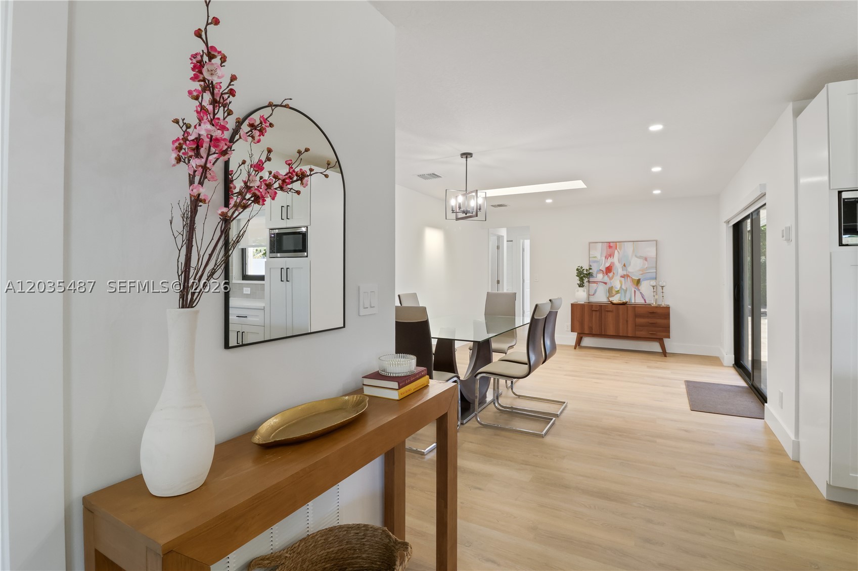 CRYSTAL HEIGHTS - Residential