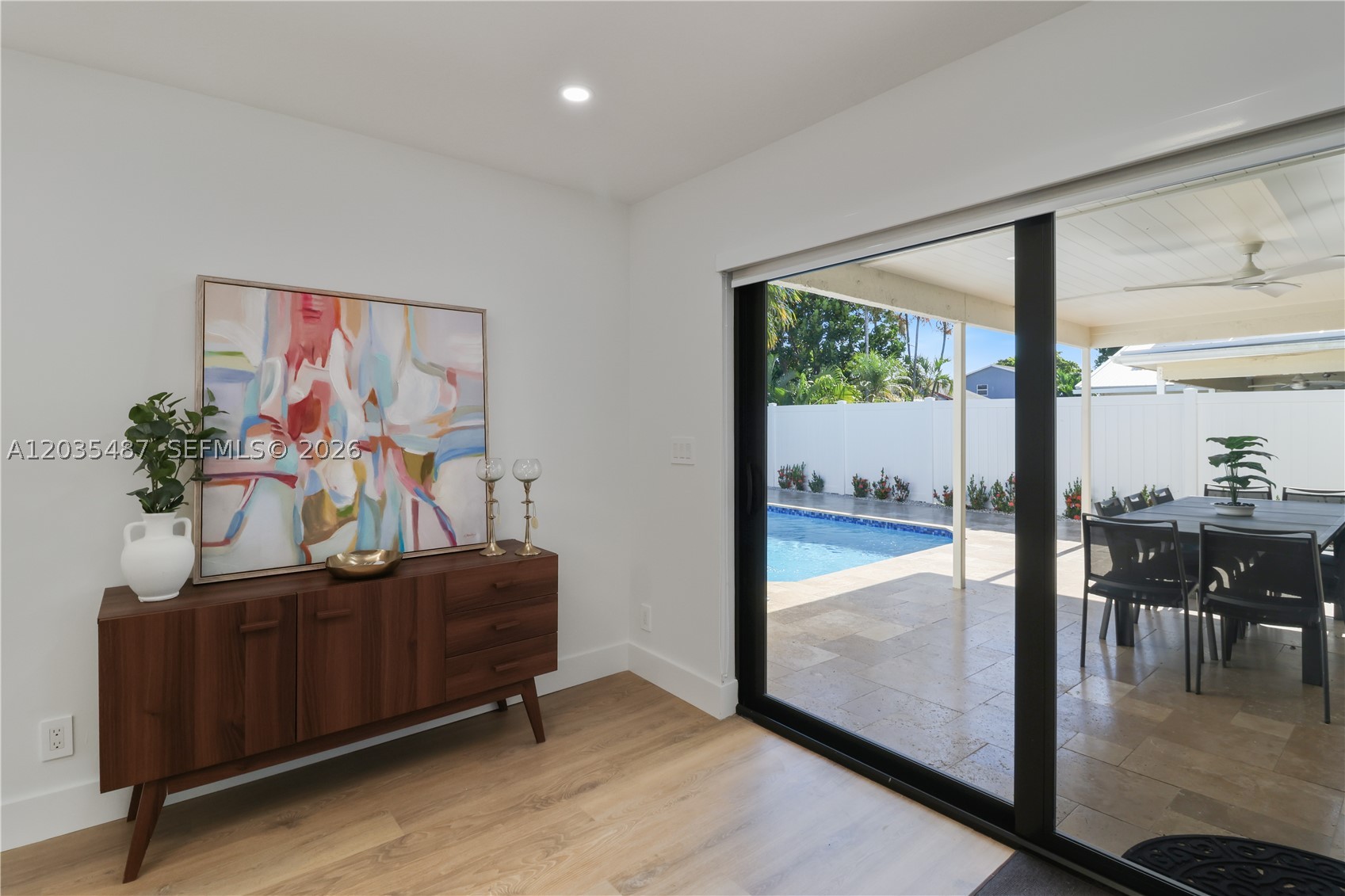 CRYSTAL HEIGHTS - Residential