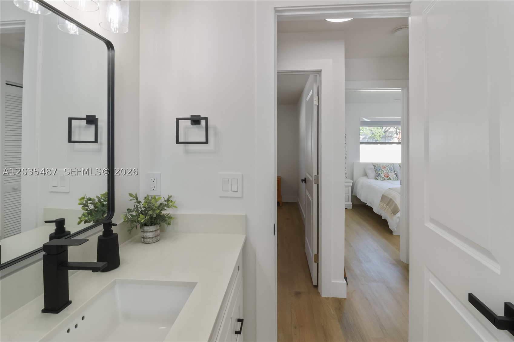 CRYSTAL HEIGHTS - Residential