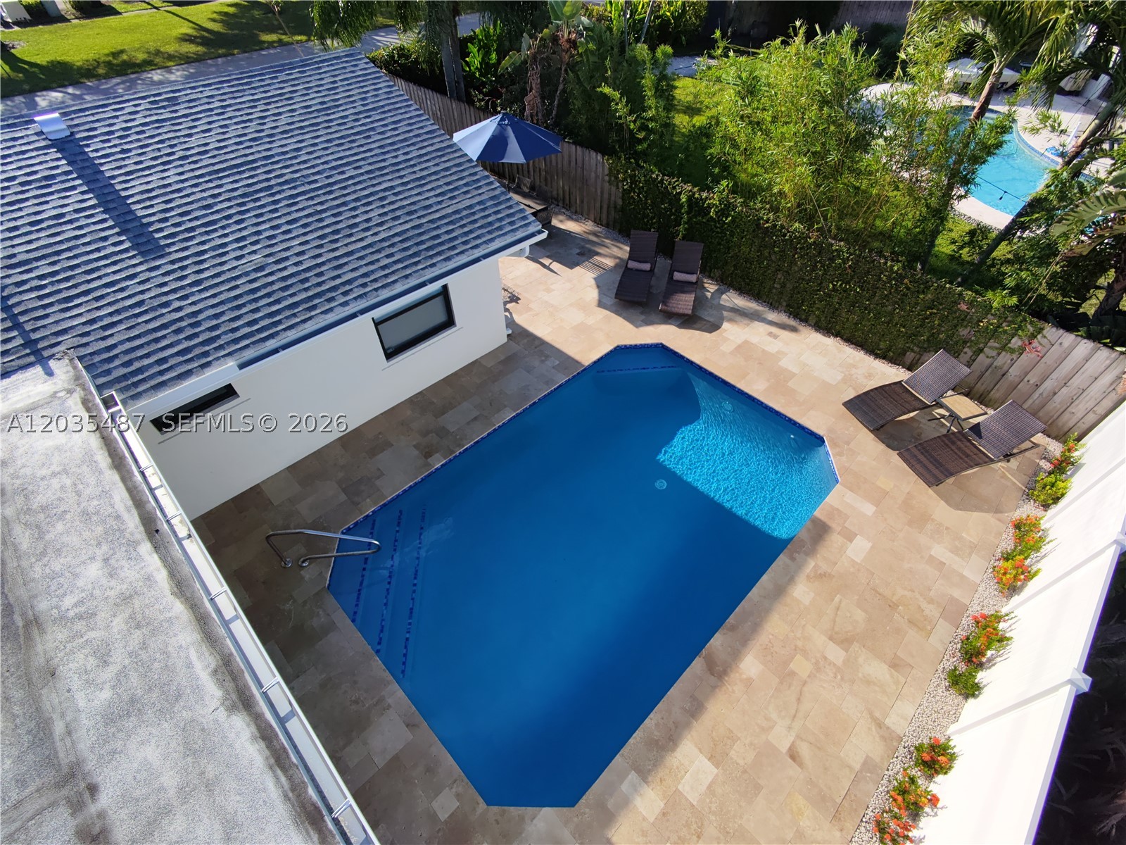 CRYSTAL HEIGHTS - Residential