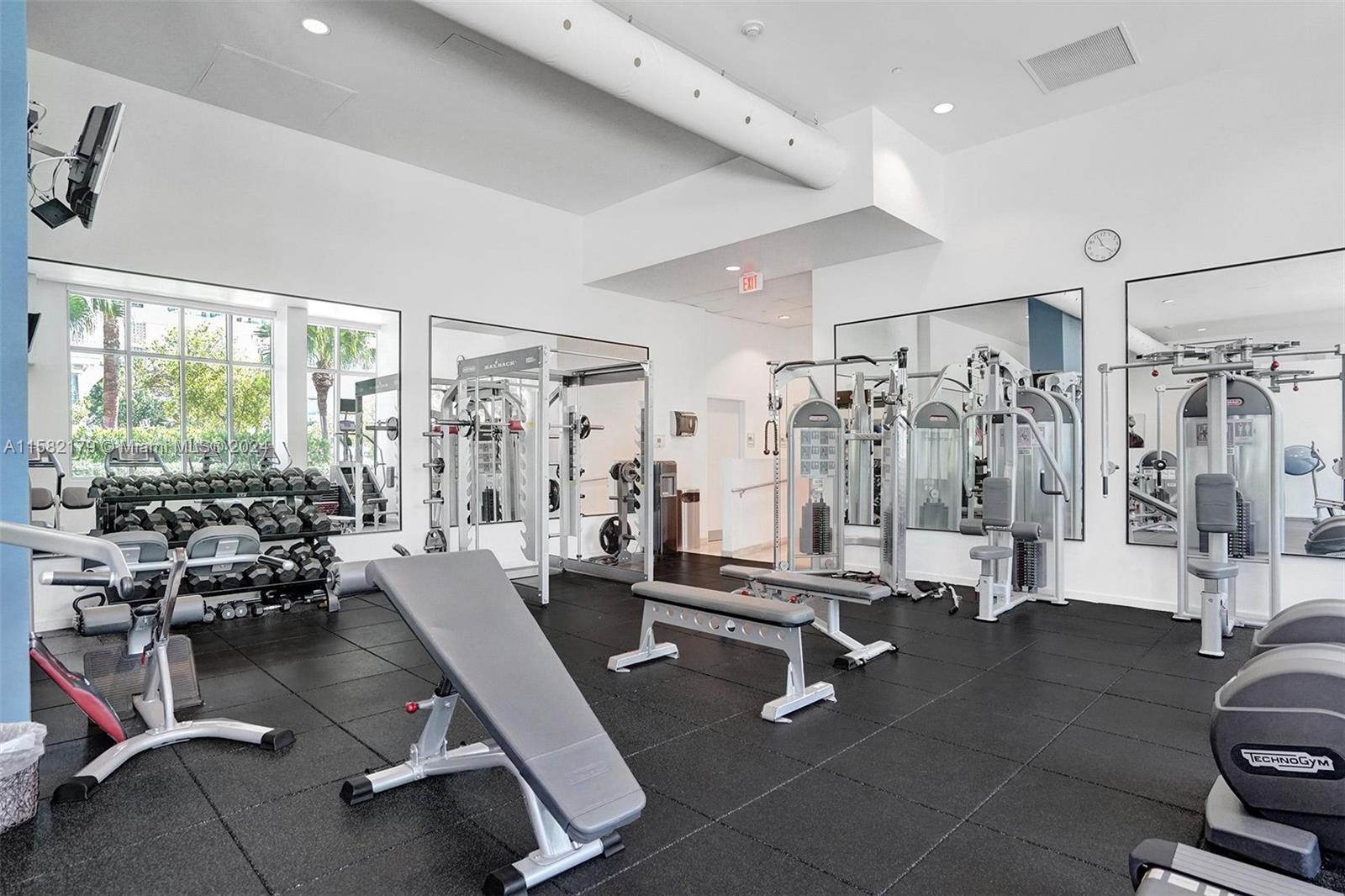 CAPRI SOUTH BEACH CONDO - Residential Lease