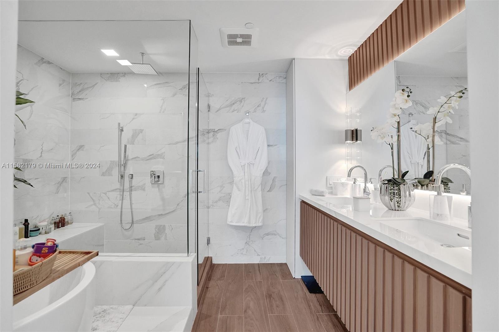 CAPRI SOUTH BEACH CONDO - Residential Lease
