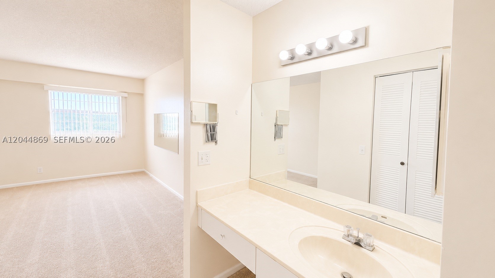 HAWTHORNE AT CENTURY VILL - Residential