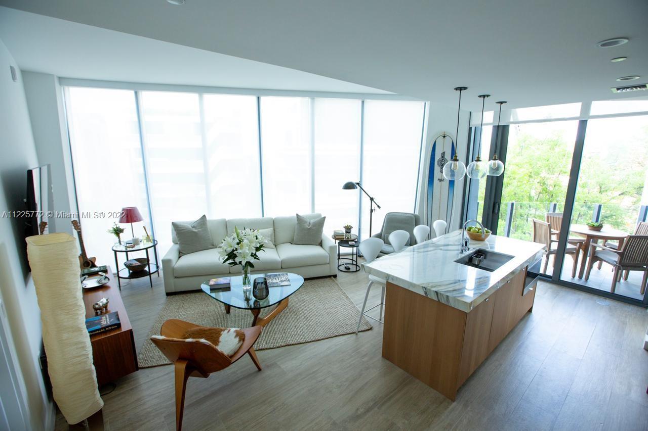 CLUB RESIDENCES AT PARK G - Residential