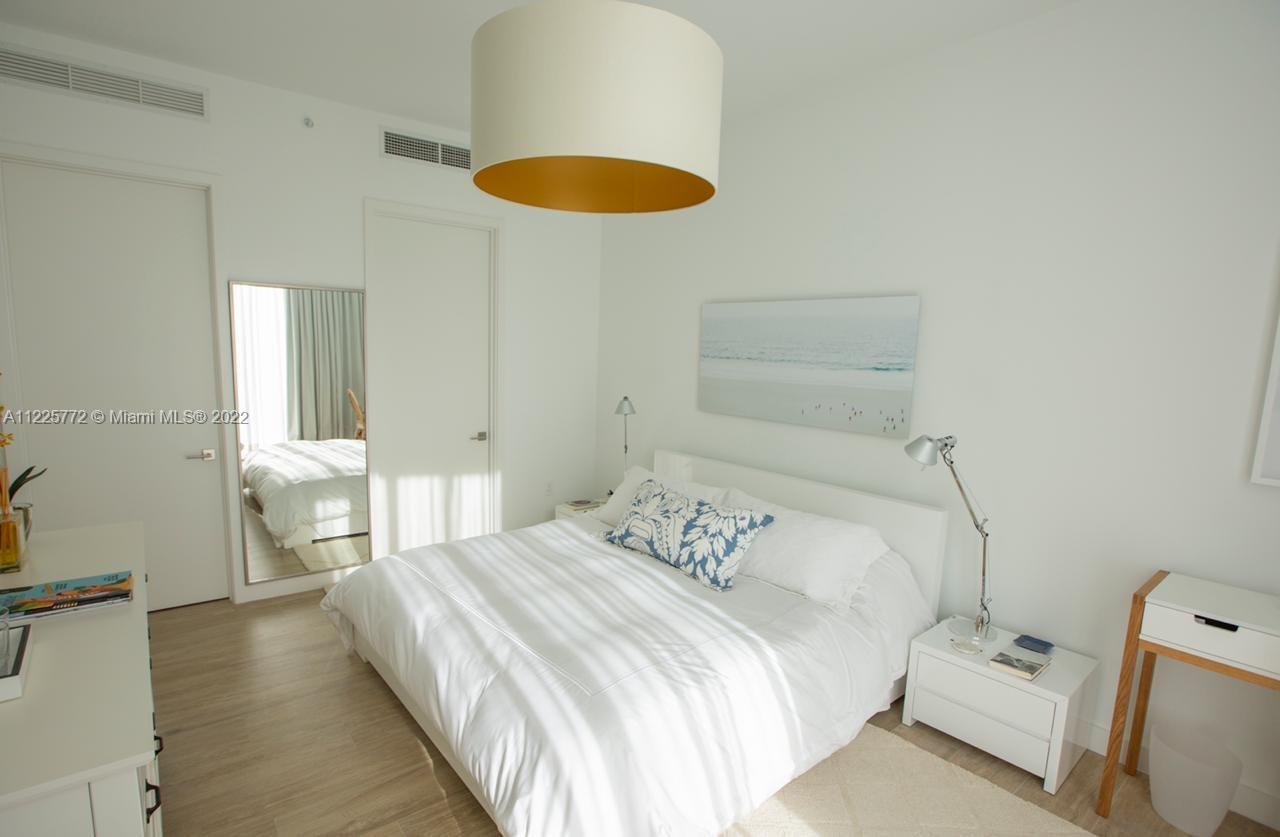 CLUB RESIDENCES AT PARK G - Residential