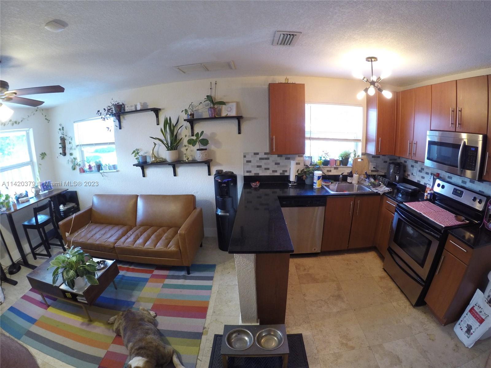 EAST SIDE VILLAS CONDO - Residential Lease