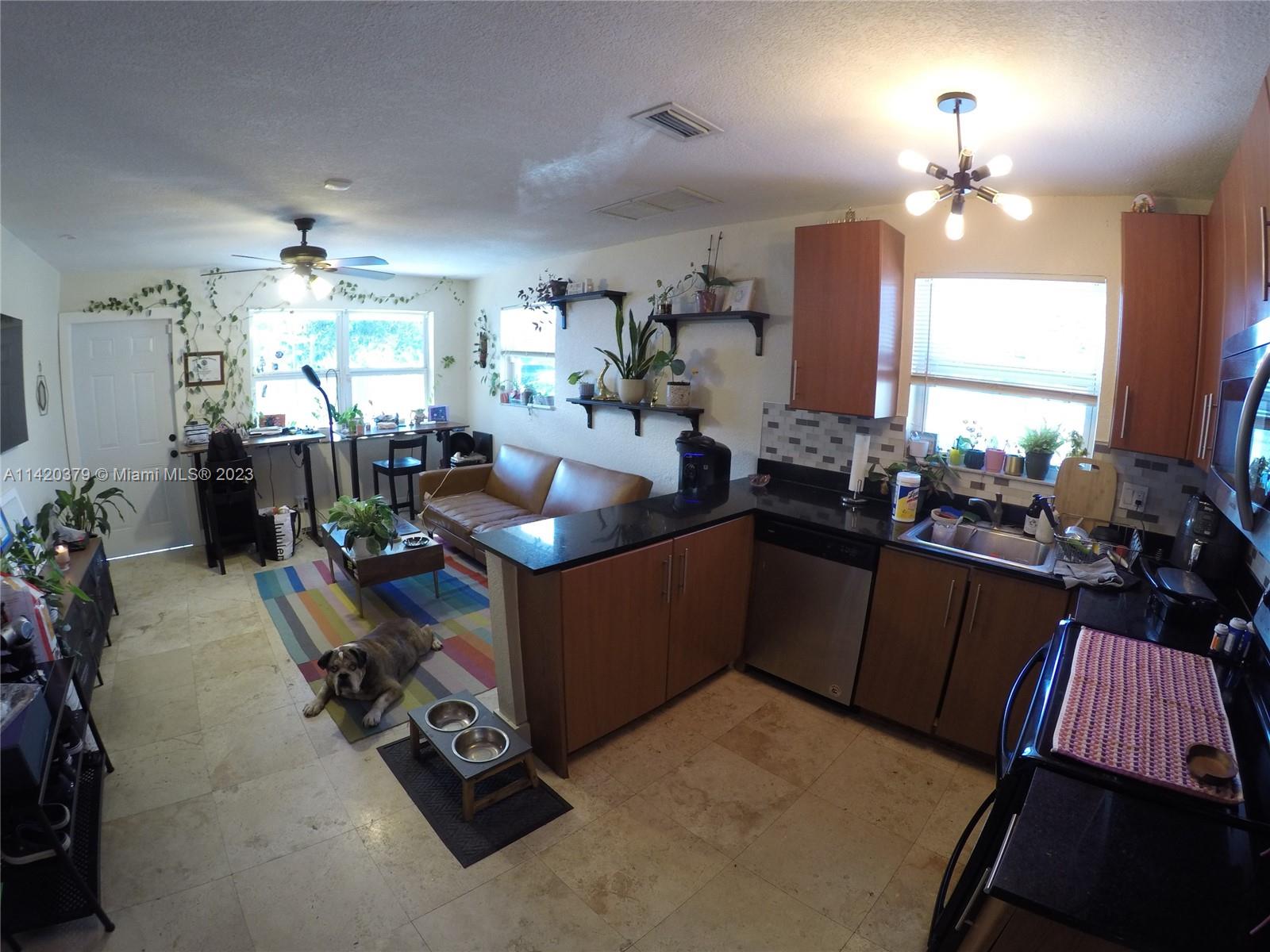 EAST SIDE VILLAS CONDO - Residential Lease