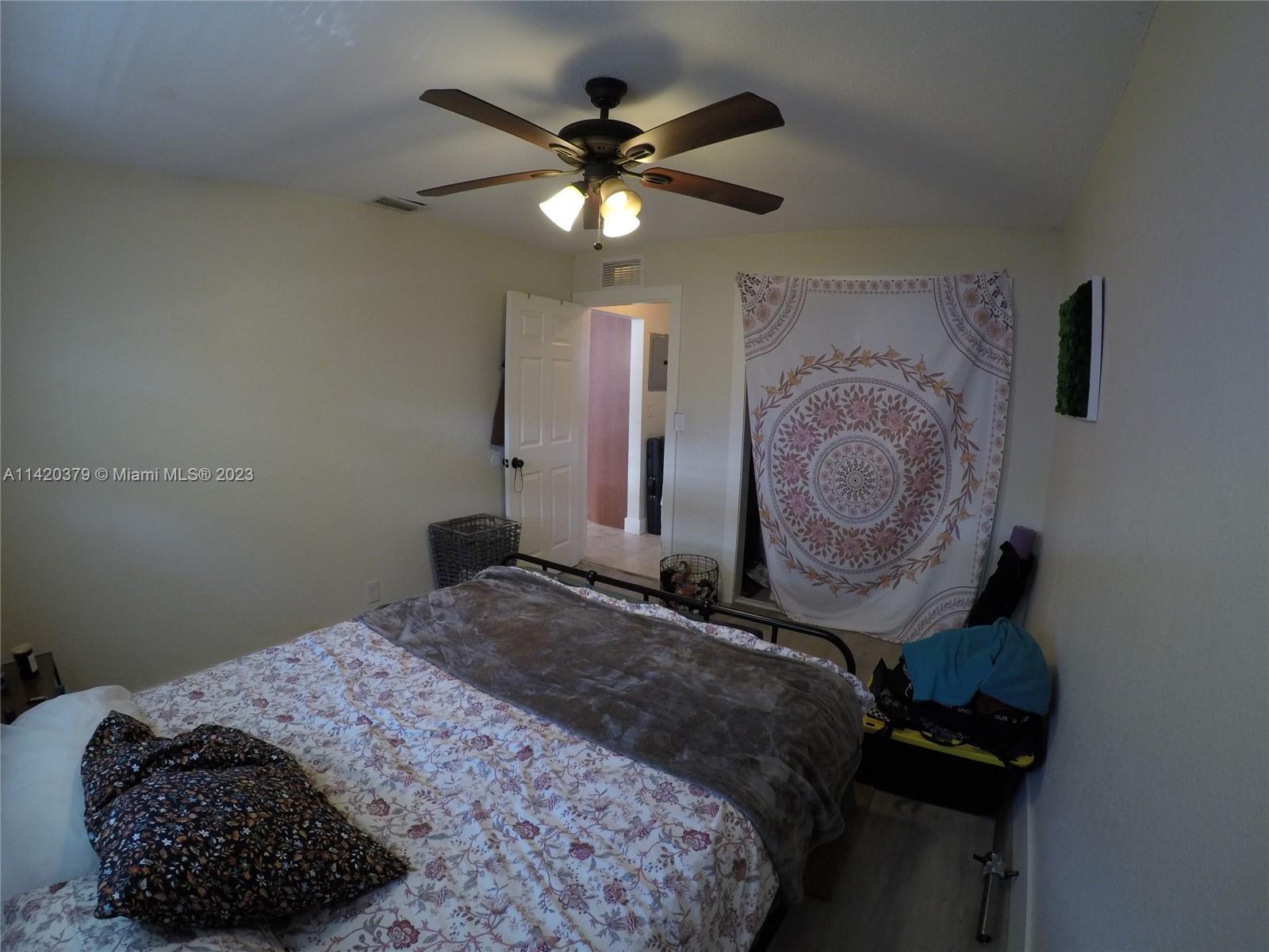 EAST SIDE VILLAS CONDO - Residential Lease