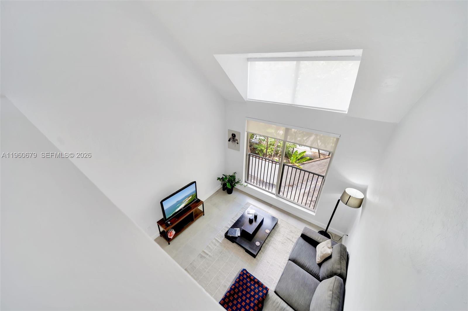 DADELAND GROVE CONDO - Residential