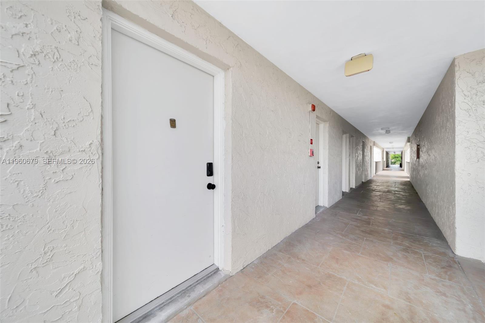 DADELAND GROVE CONDO - Residential