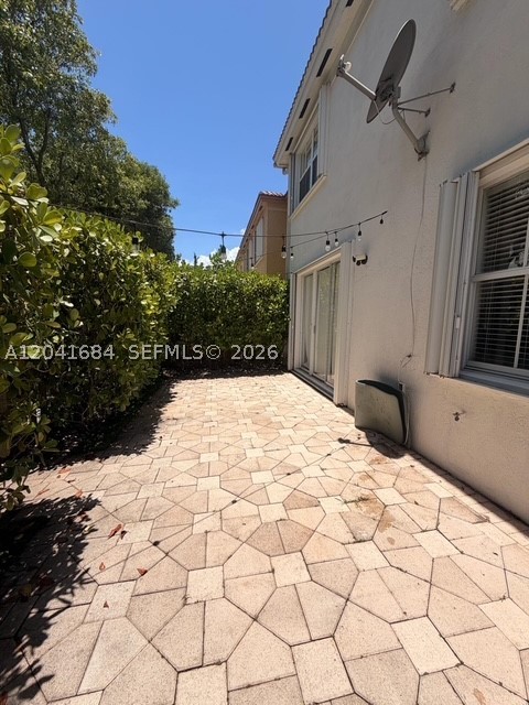 ISLANDS AT DORAL TOWNHOME - Residential Lease