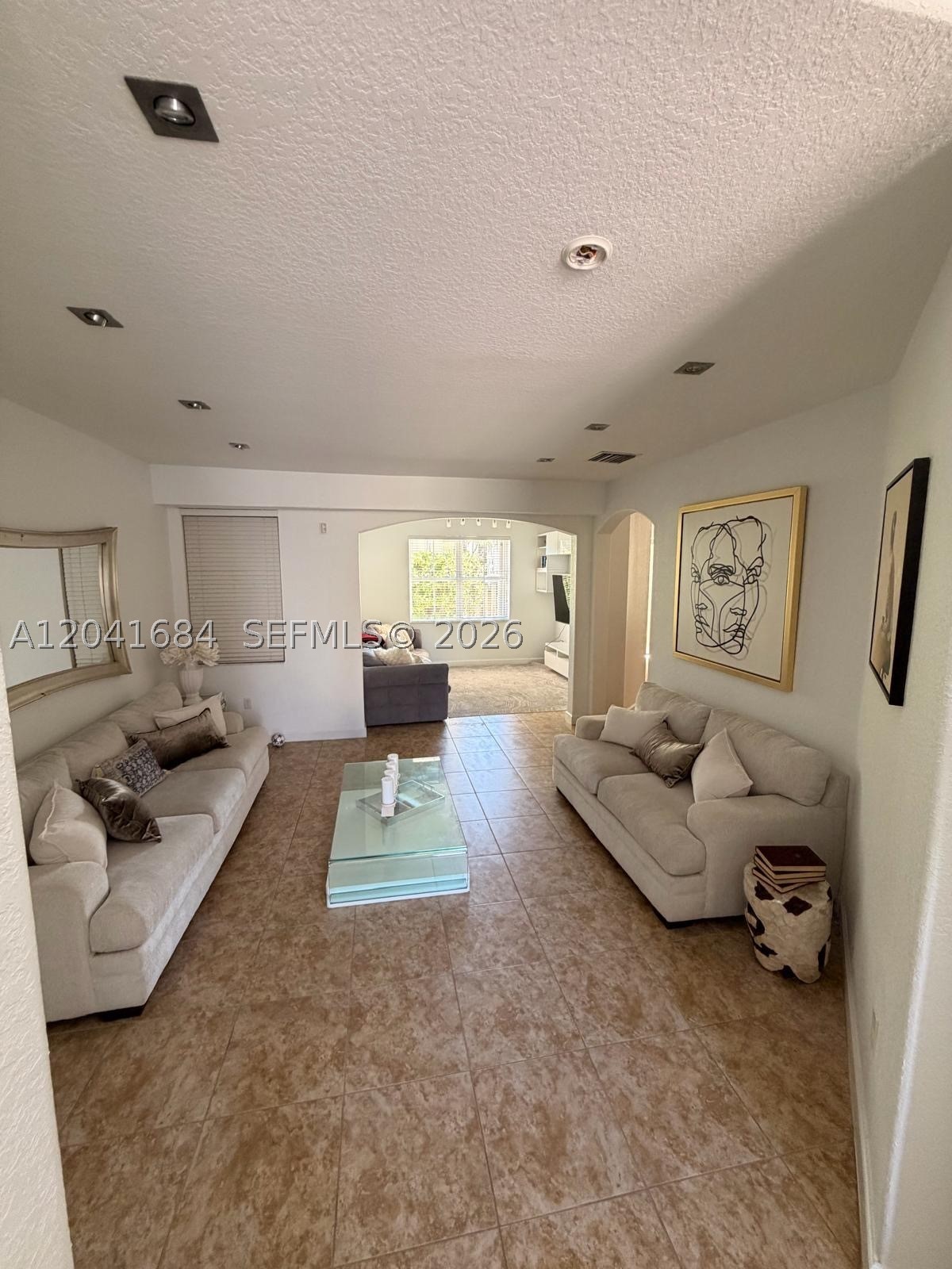 ISLANDS AT DORAL TOWNHOME - Residential Lease