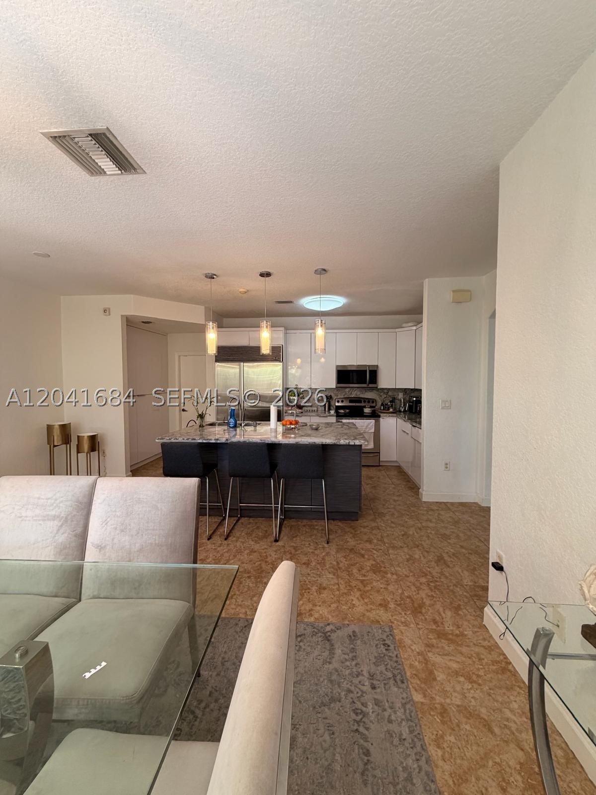 ISLANDS AT DORAL TOWNHOME - Residential Lease