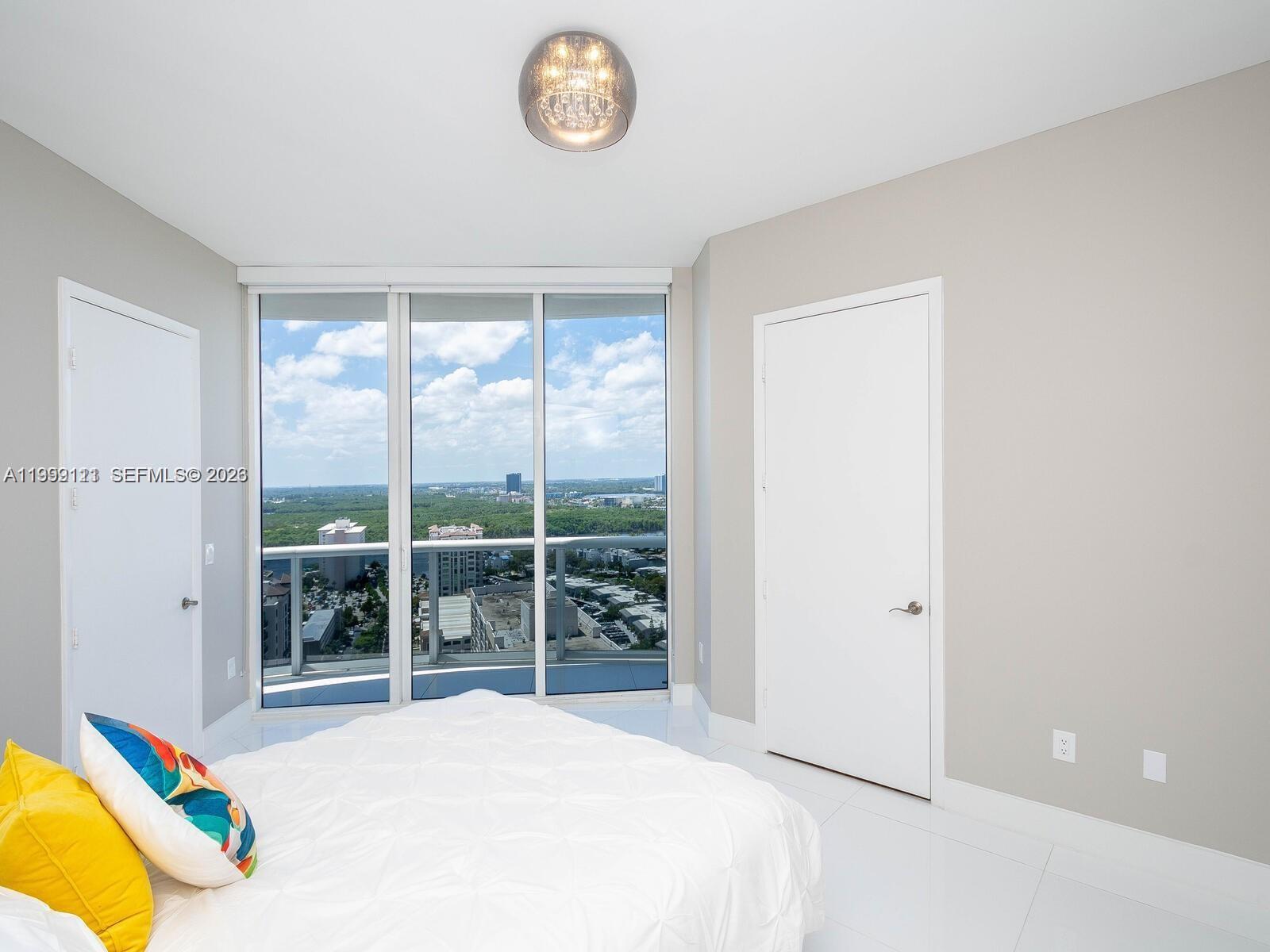 TDR TOWER II CONDO - Residential